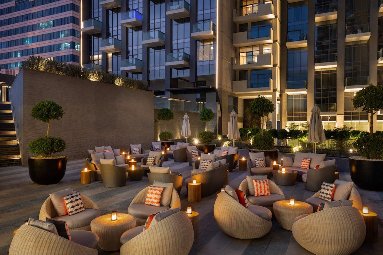 Millennium Atria Business Bay Aparthotel Дубай Екстериор снимка The Address Lounge