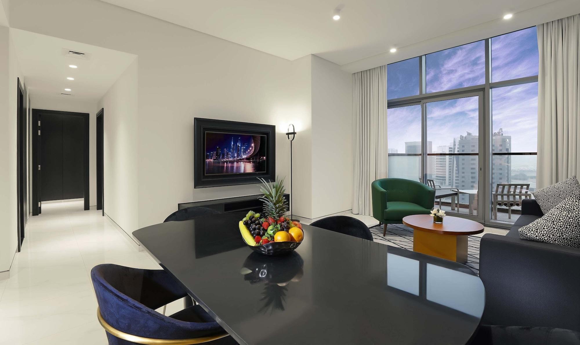 Millennium Atria Business Bay Aparthotel Дубай Екстериор снимка A suite at the hotel